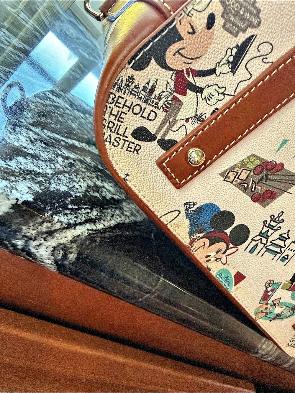 Like New Dooney & Bourke EPCOT International Food & Wine Festival 2022 Satchel - Picture 7 of 9